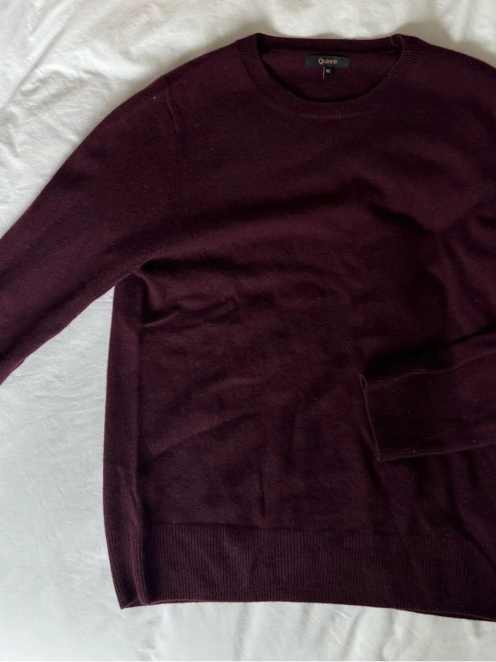 Quince - Mongolian Cashmere Crewneck Sweater in Burgundy - Picture 4 of 6
